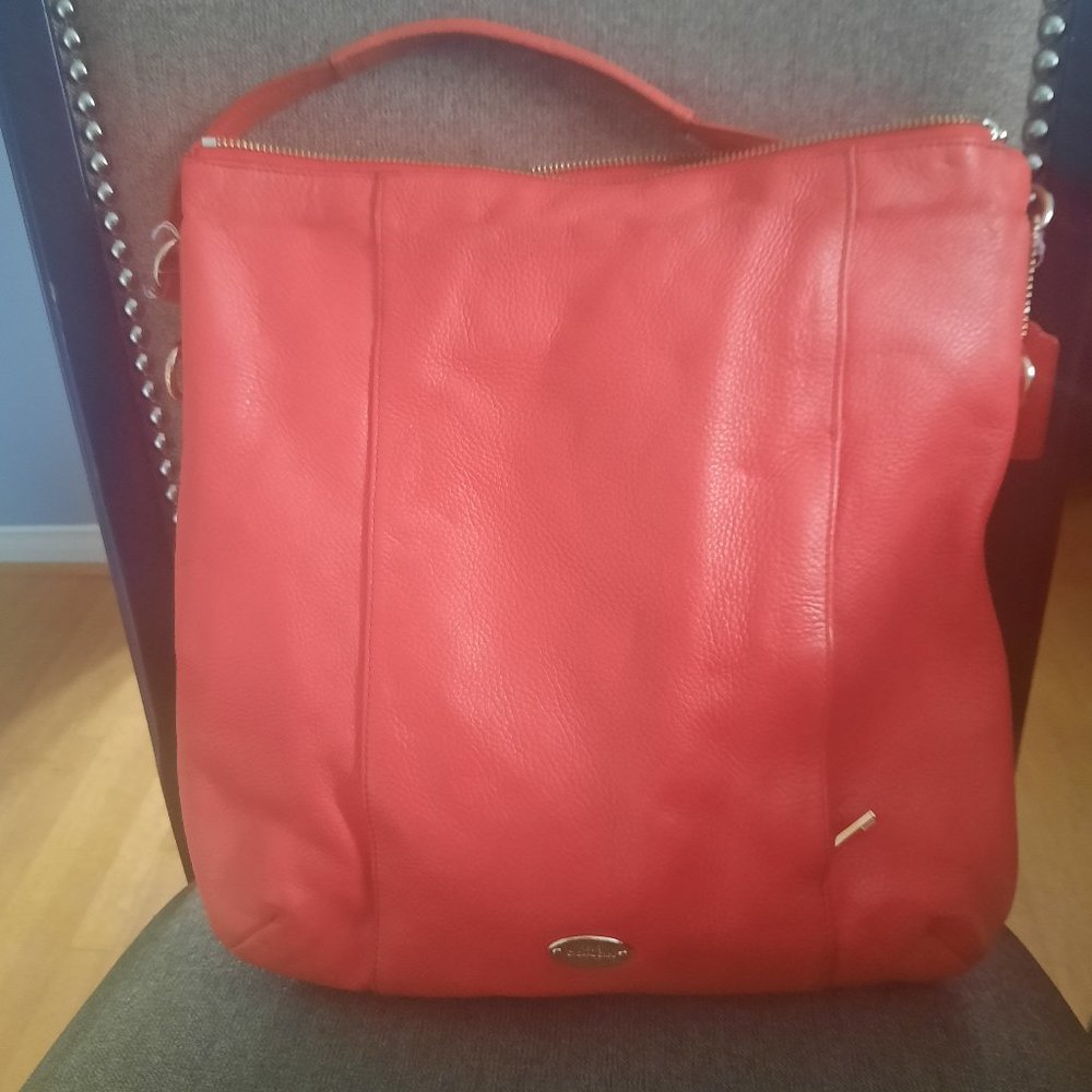 Coach Isabelle Pebbled Leather Hobo Tote Purse